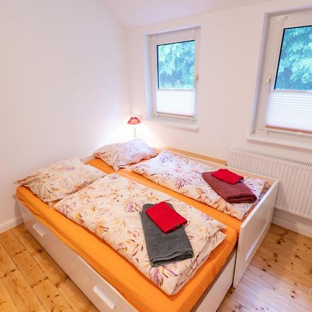 Ferienwohnung Am Waldrand 巴特拉瑟菲 外观 照片